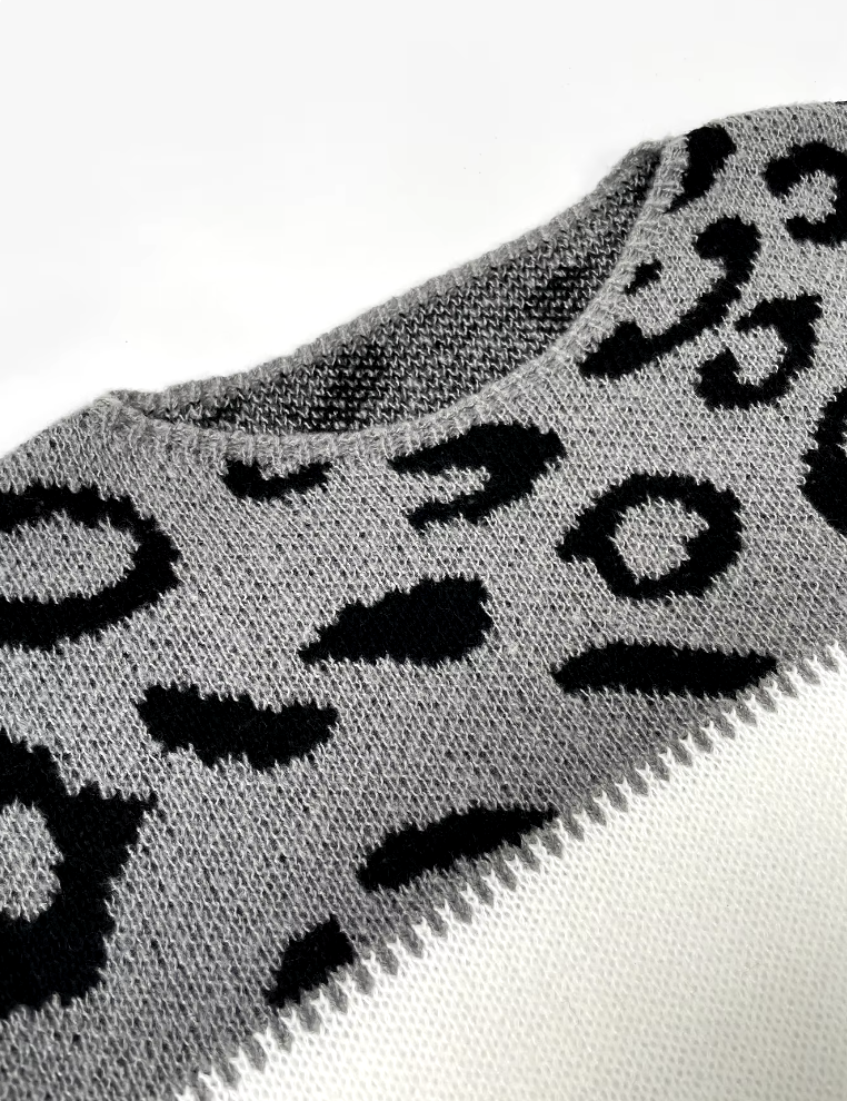 結衣 | エフォートレスレオパードニット