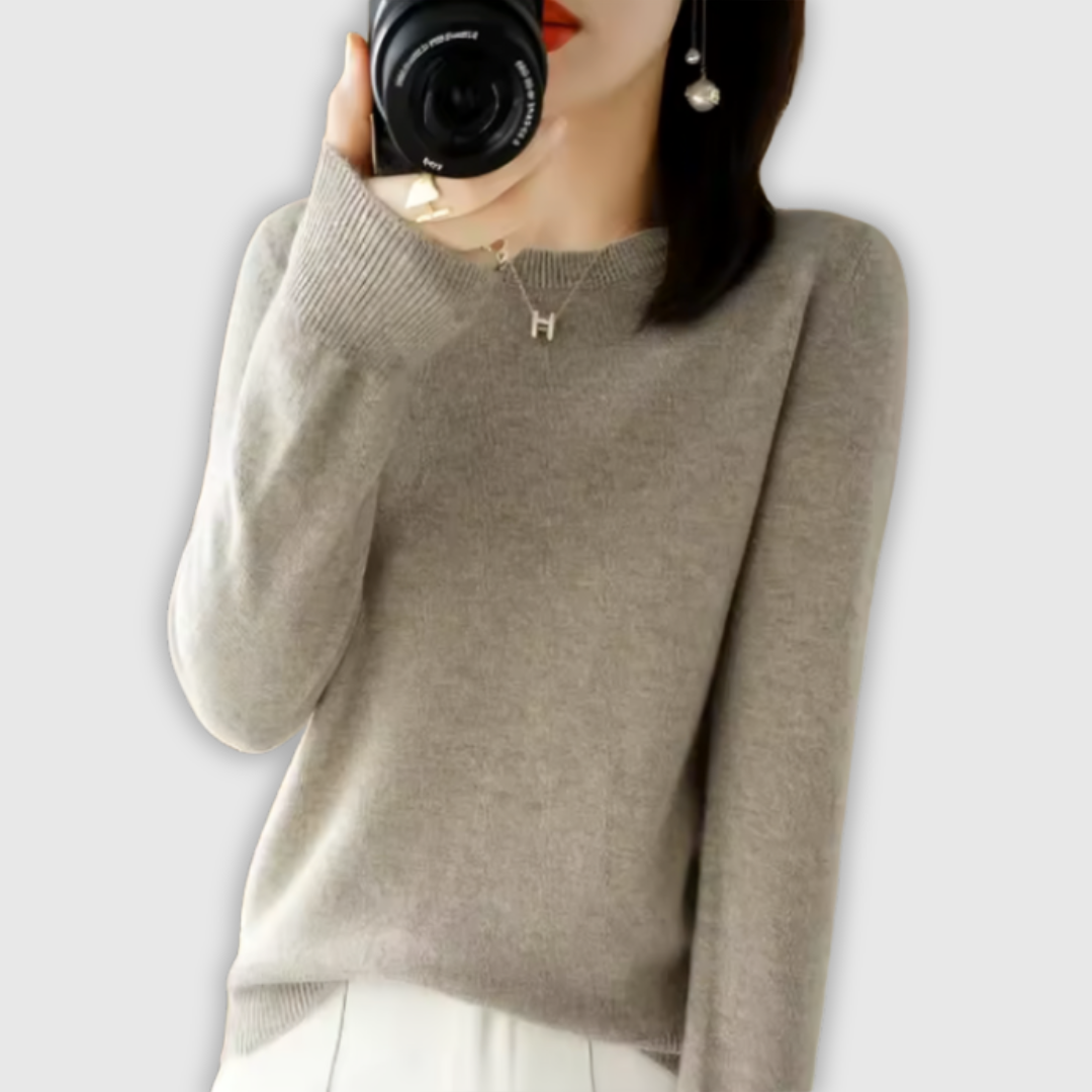 紗良 | ソフトエッセンシャルセーター