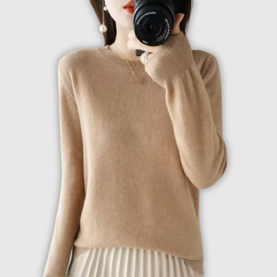 紗良 | ソフトエッセンシャルセーター