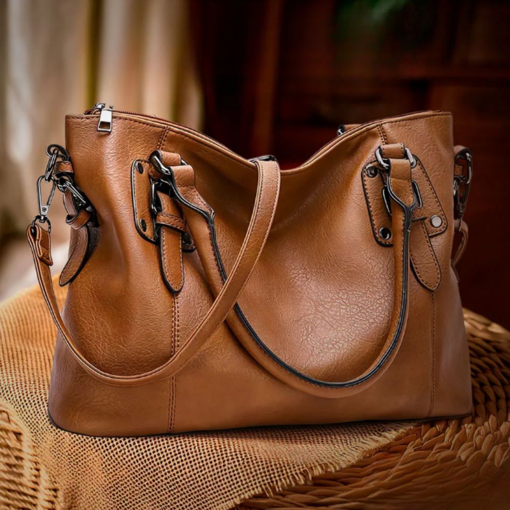 キャシー | バックルディテールレザーハンドバッグ