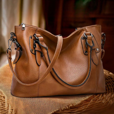 キャシー | バックルディテールレザーハンドバッグ